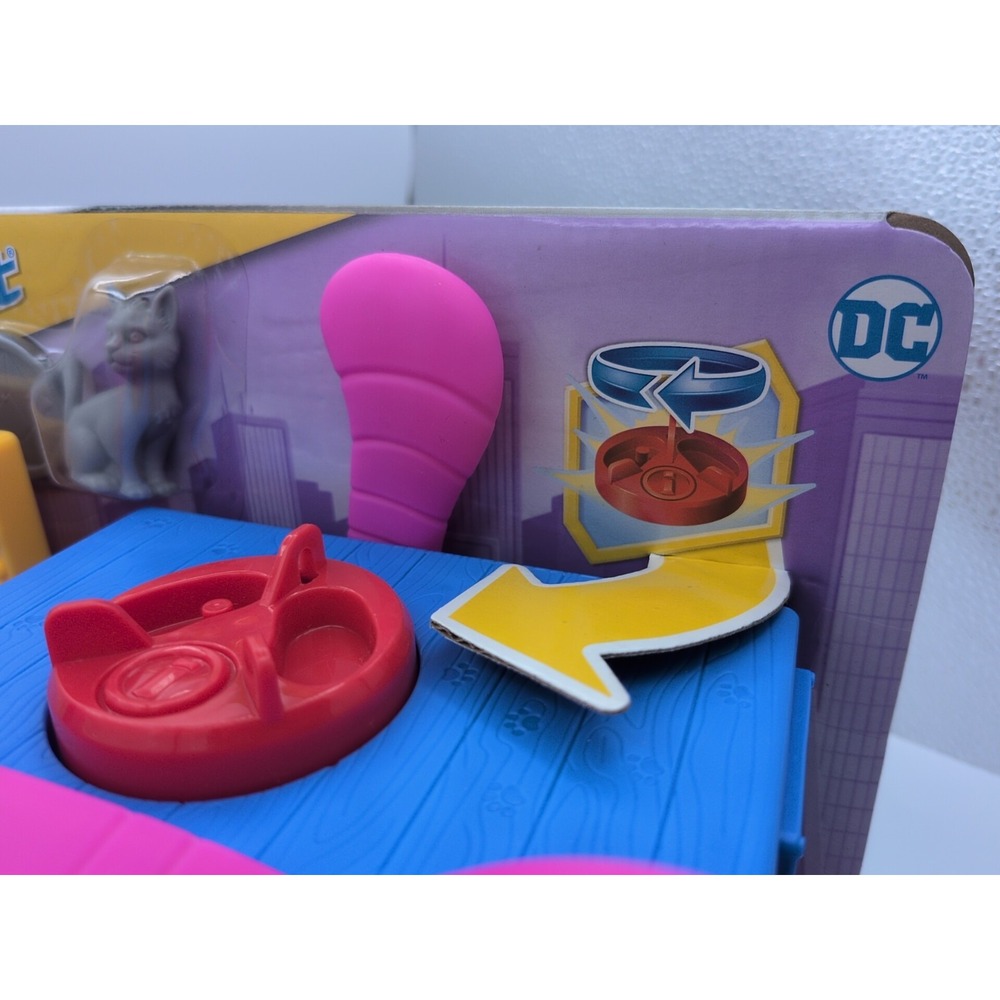 Fisher Price Imaginext DC Super Friends Catwoman Playset NEW Great Gift Idea - Picture 7 of 13